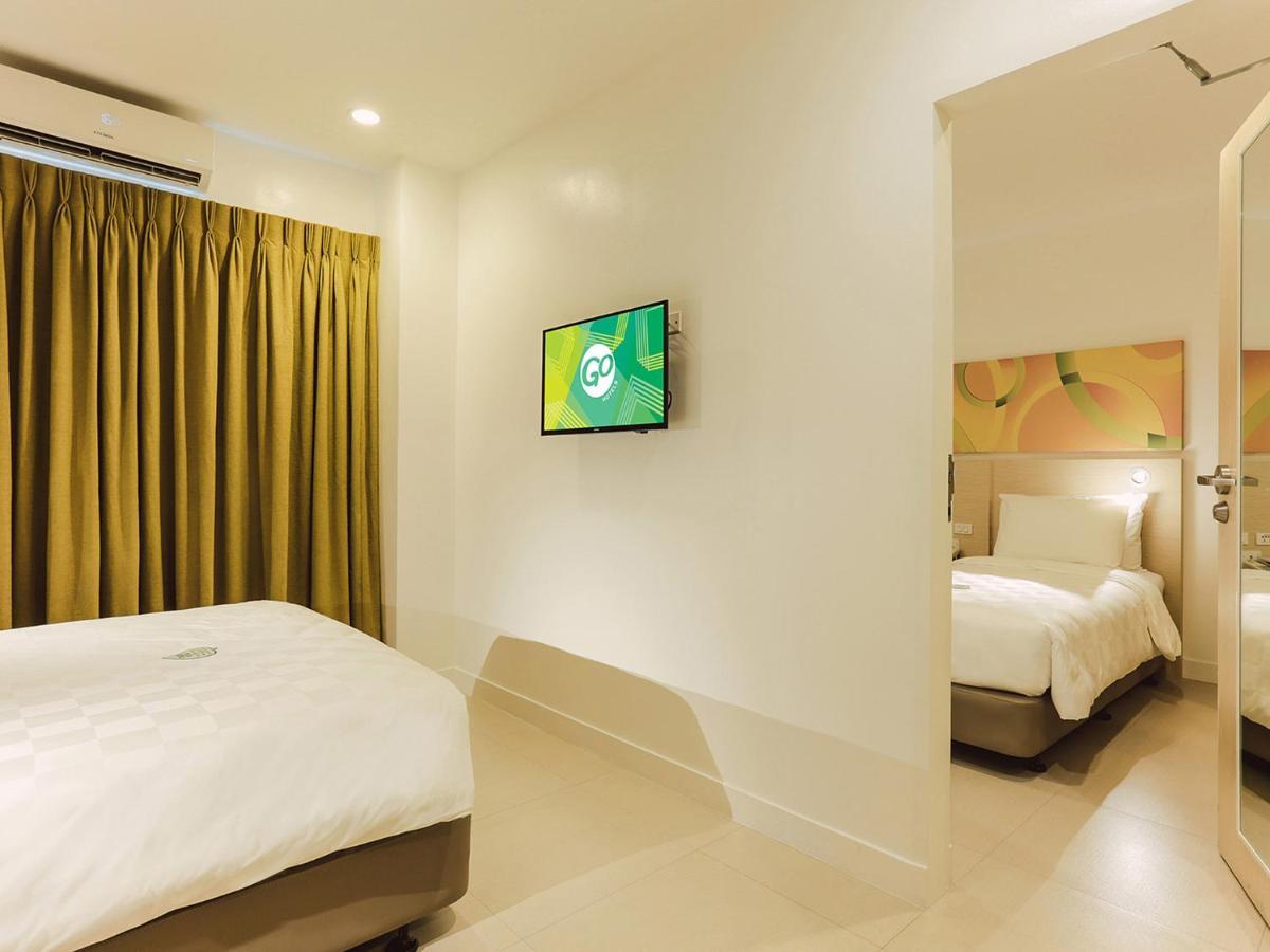 Go Hotels Manila Airport Road Paranaque City Exterior photo