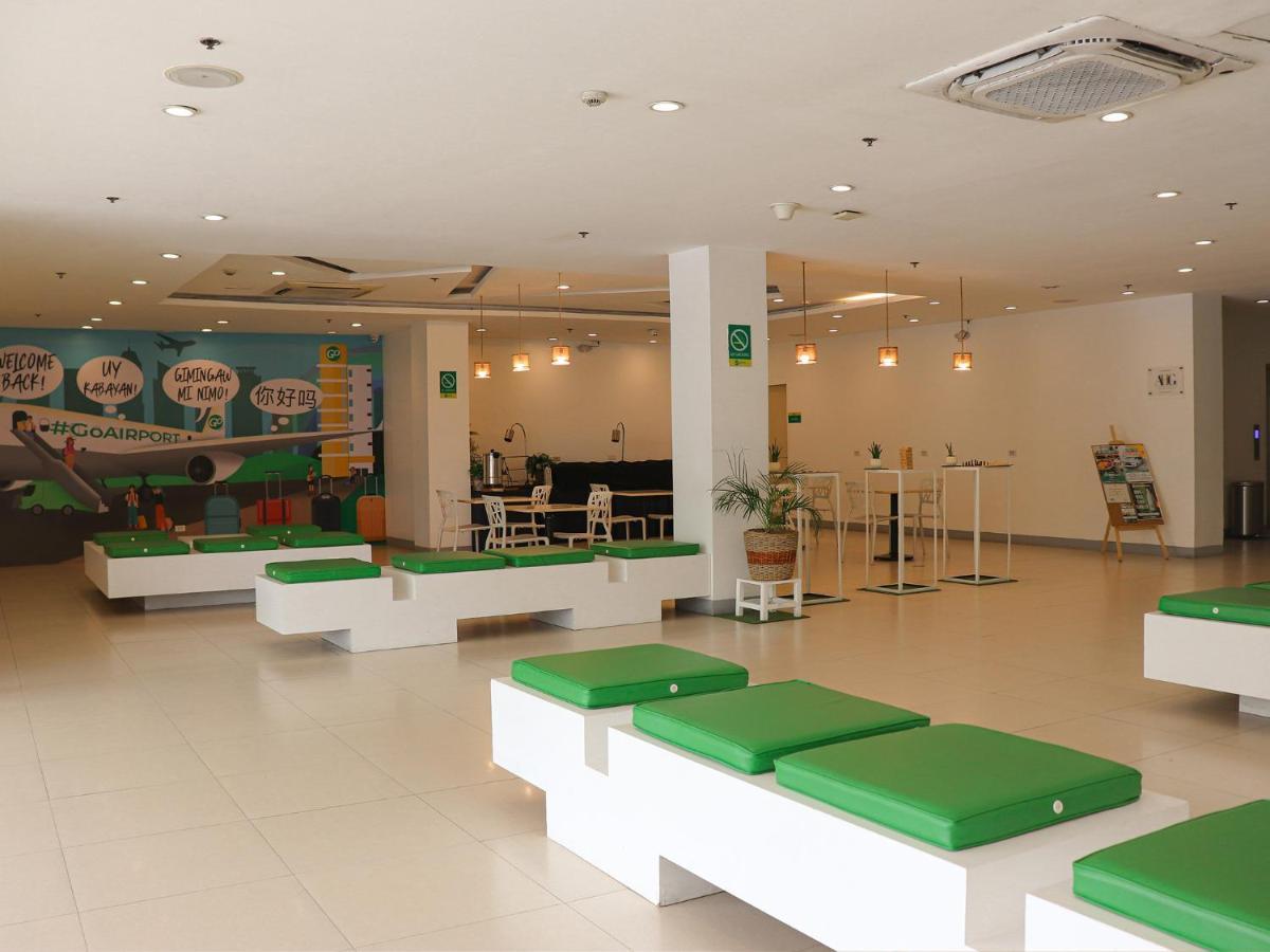 Go Hotels Manila Airport Road Paranaque City Exterior photo