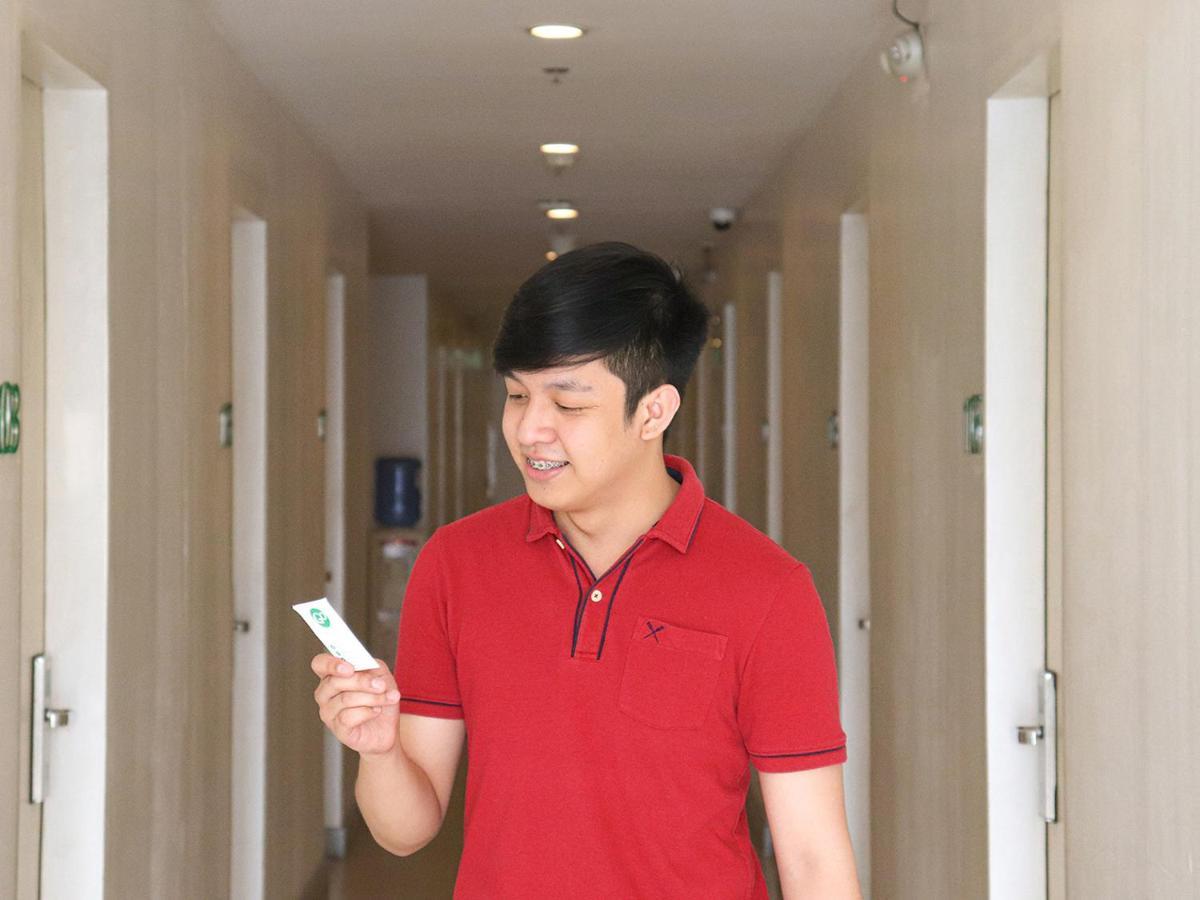 Go Hotels Manila Airport Road Paranaque City Exterior photo