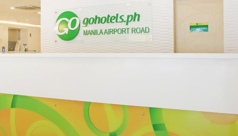 Go Hotels Manila Airport Road Paranaque City Exterior photo